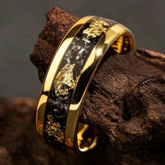 None Other - Elegant Gold and Black Men's Ring